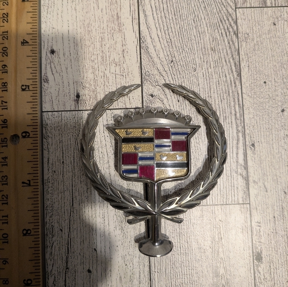 Cadillac Silver Emblem with Multicolor Crest